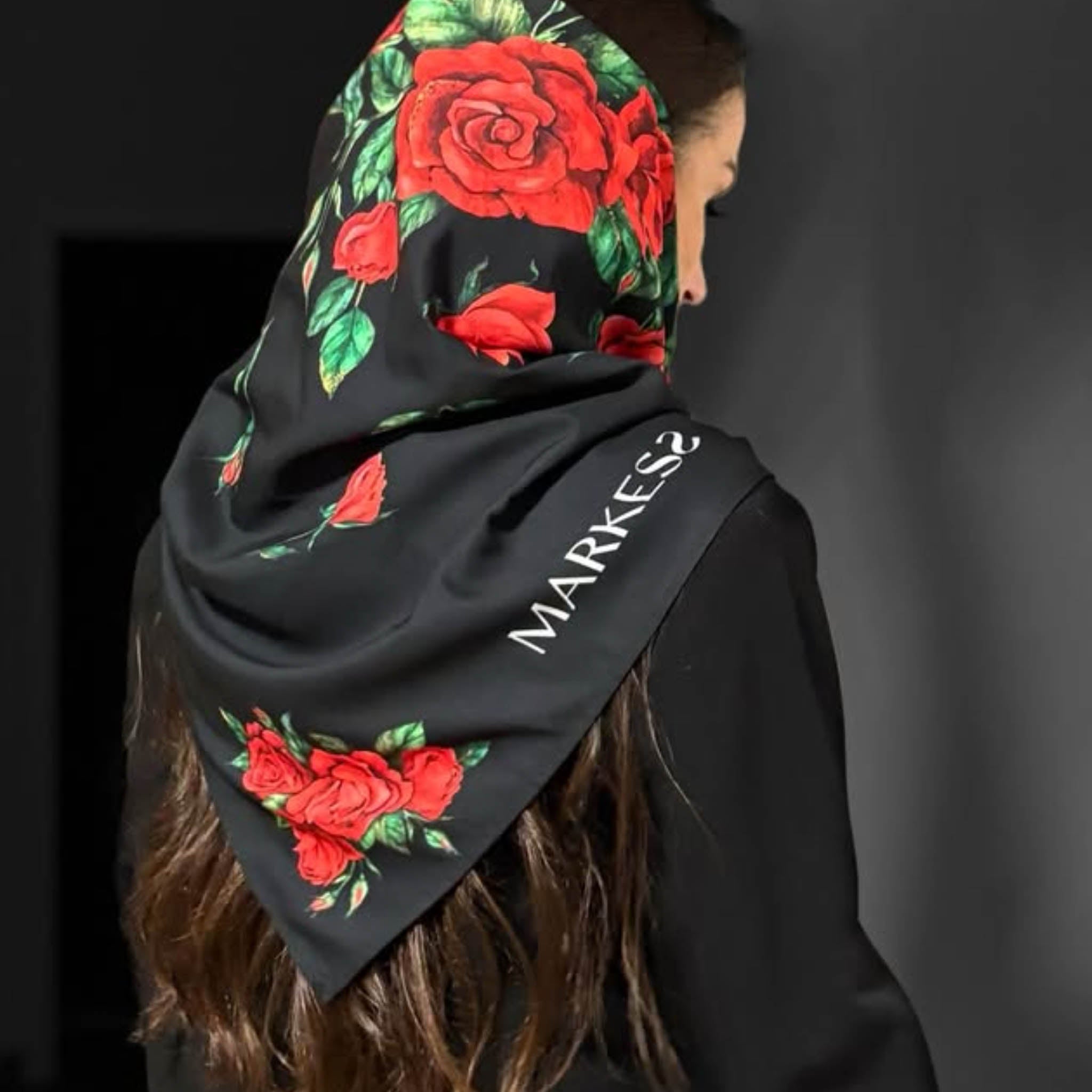 BLACK ROSE GARDEN SCARF