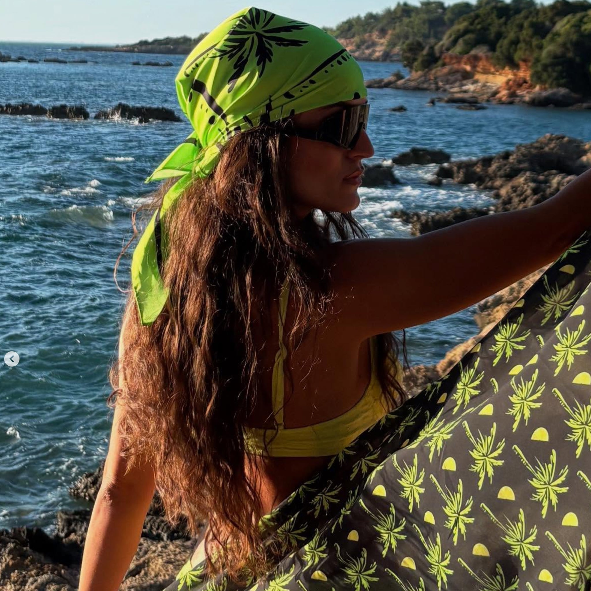 LIME PALM SCARF